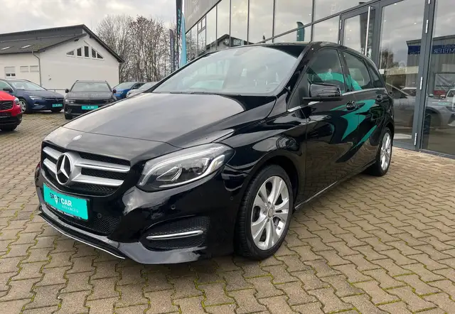 Mercedes-Benz B 200 B 200 7G-DCT Urban +LED-Performance + Parktronic