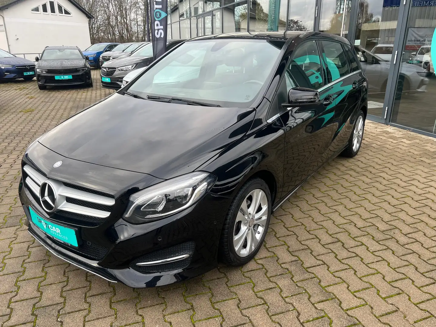 Mercedes-Benz B 200 B 200 7G-DCT Urban +LED-Performance + Parktronic Negru - 2