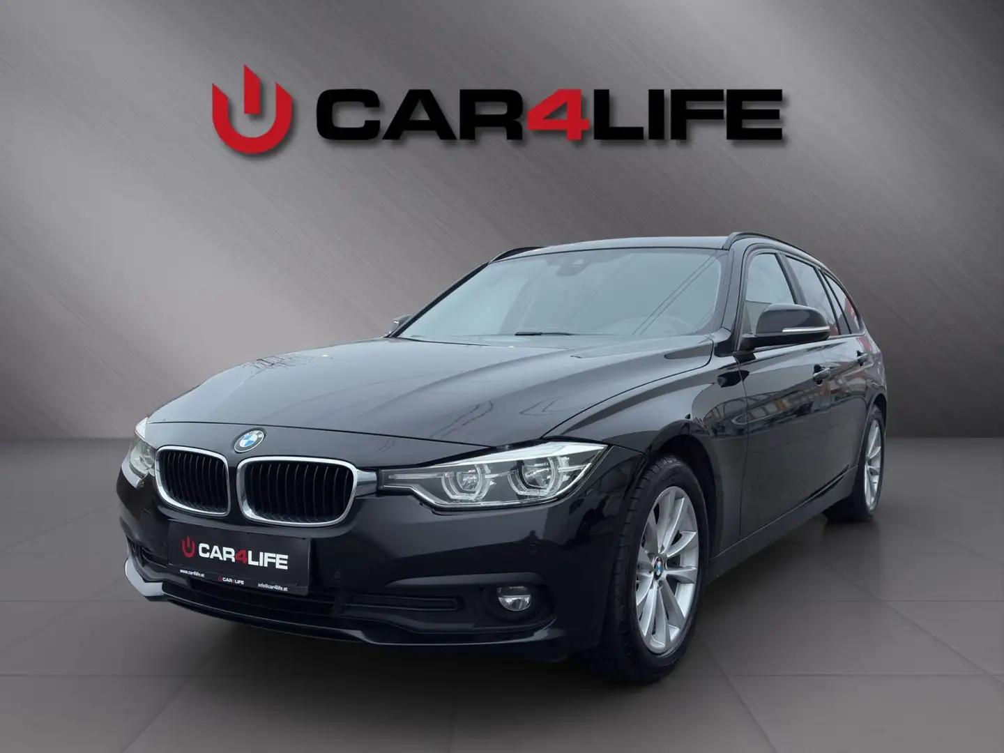 BMW 320 Diesel Touring Aut. Schwarz - 1