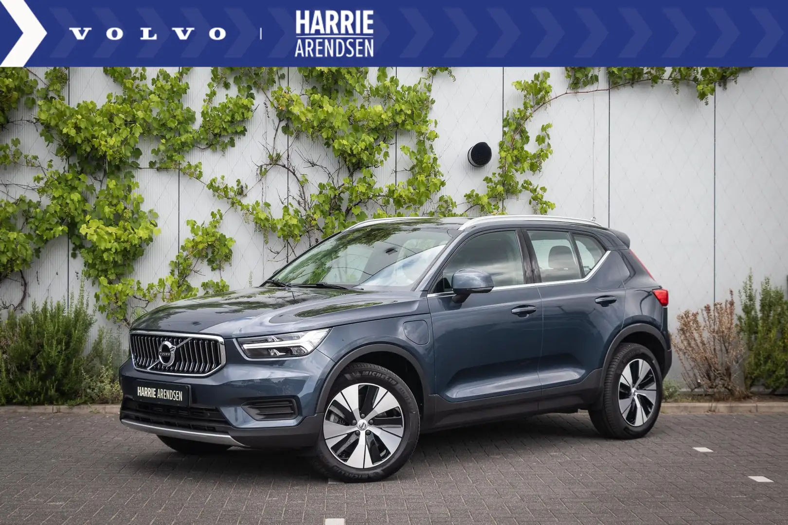 Volvo XC40 1.5 T4 Recharge Inscription Expression | Achteruit Blauw - 1