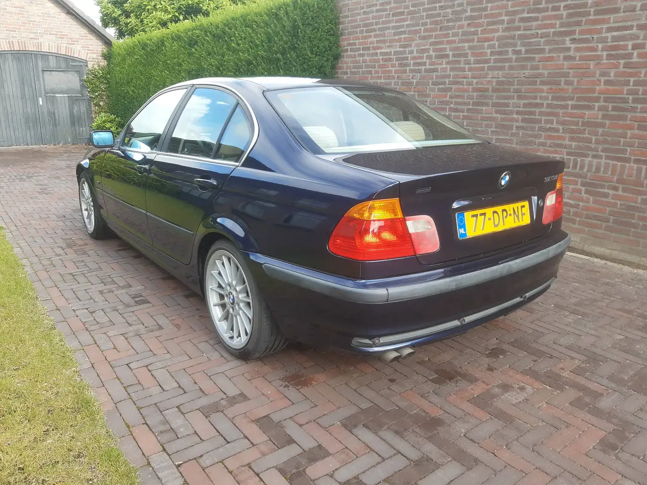 BMW 323, foto 3