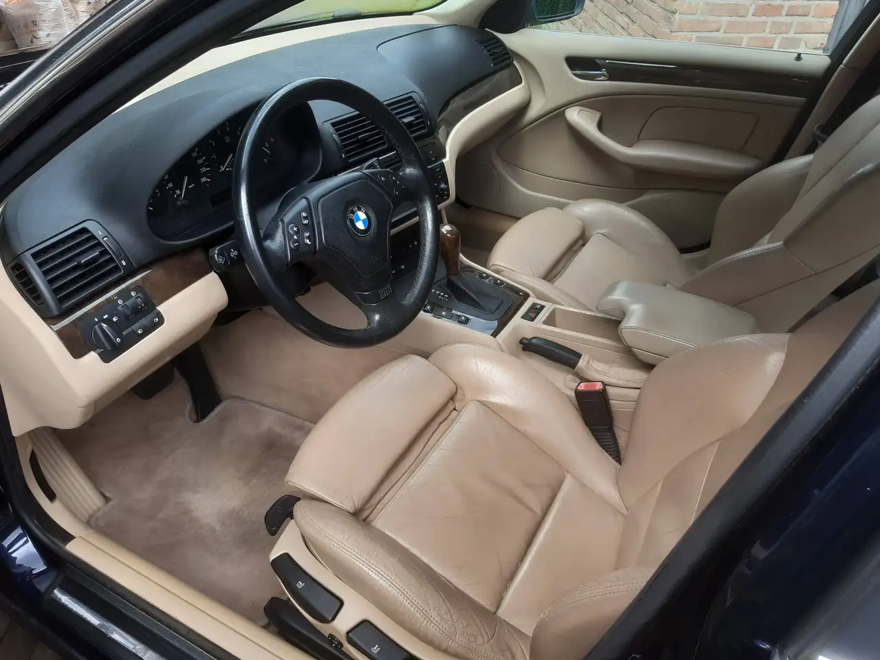 BMW 323, foto 5