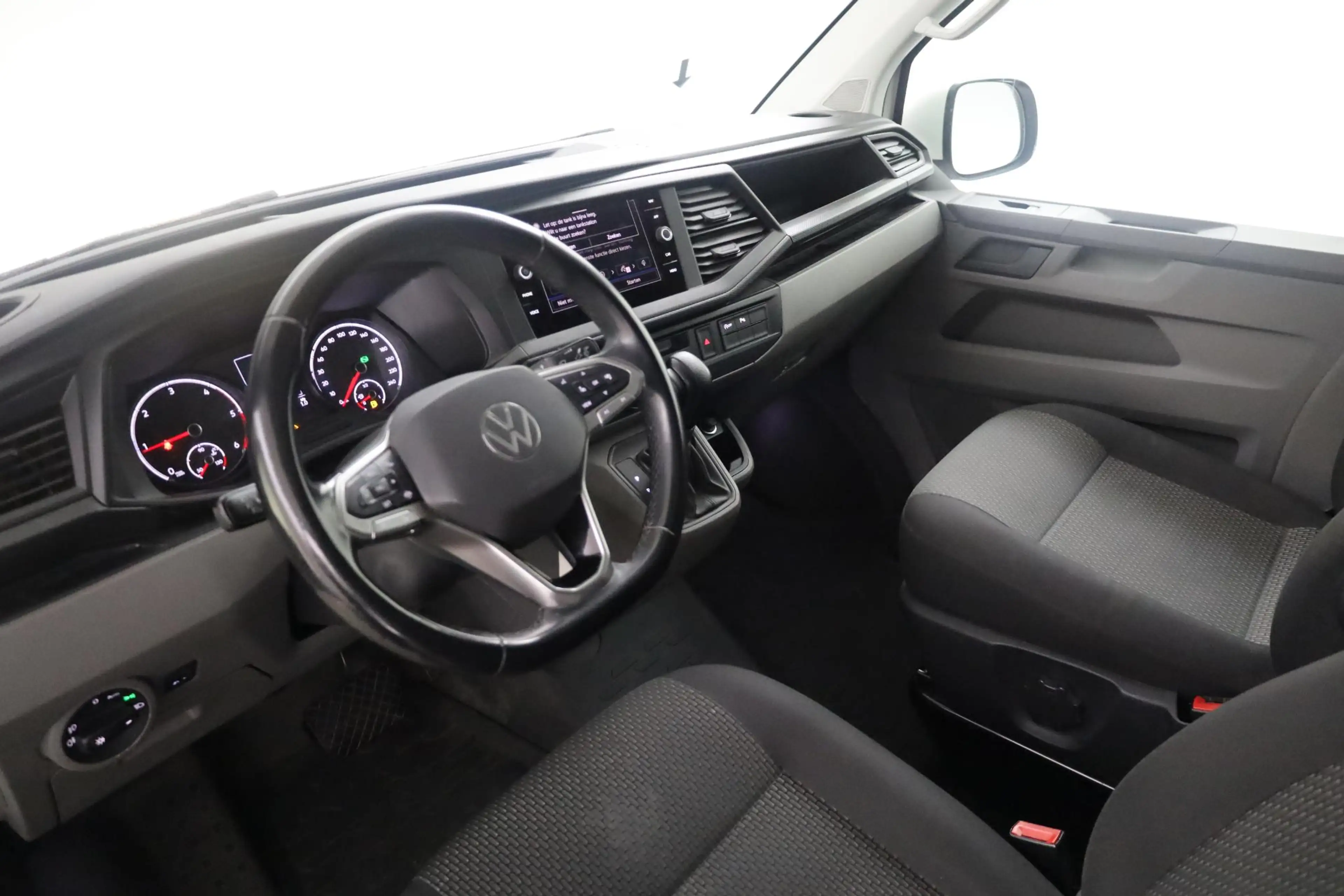 Volkswagen T6.1 Transporter 2.0 TDI DSG 110kW L1H1 -Ex BTW- — photo 5