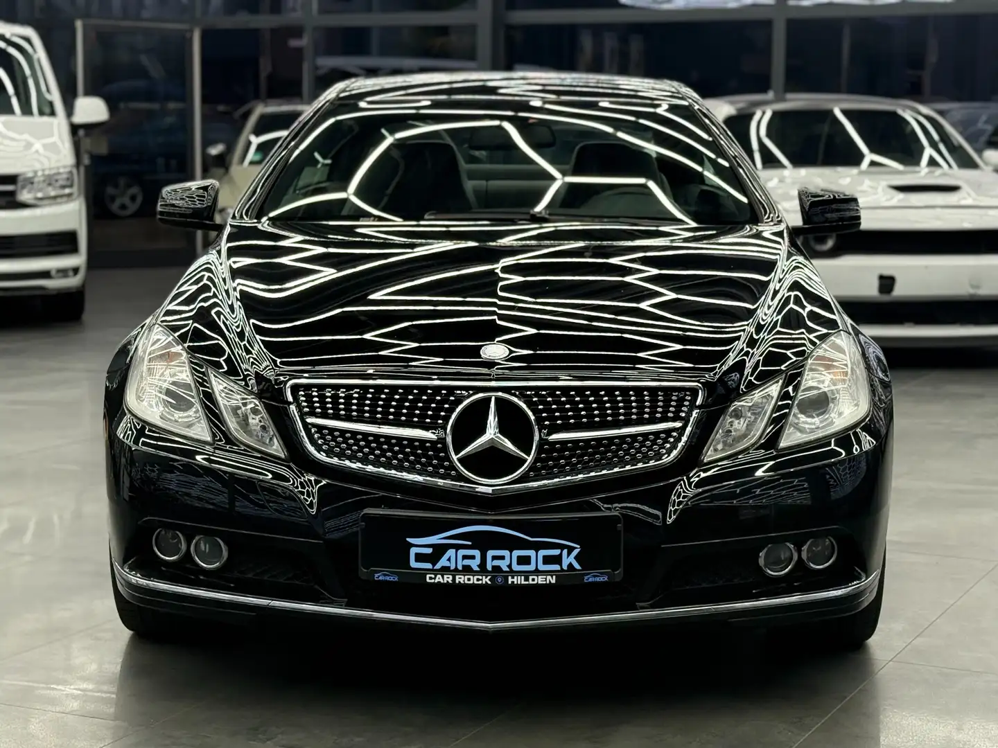 Mercedes-Benz E 200 E 200 CGI BlueEfficiency (207.348) Siyah - 2