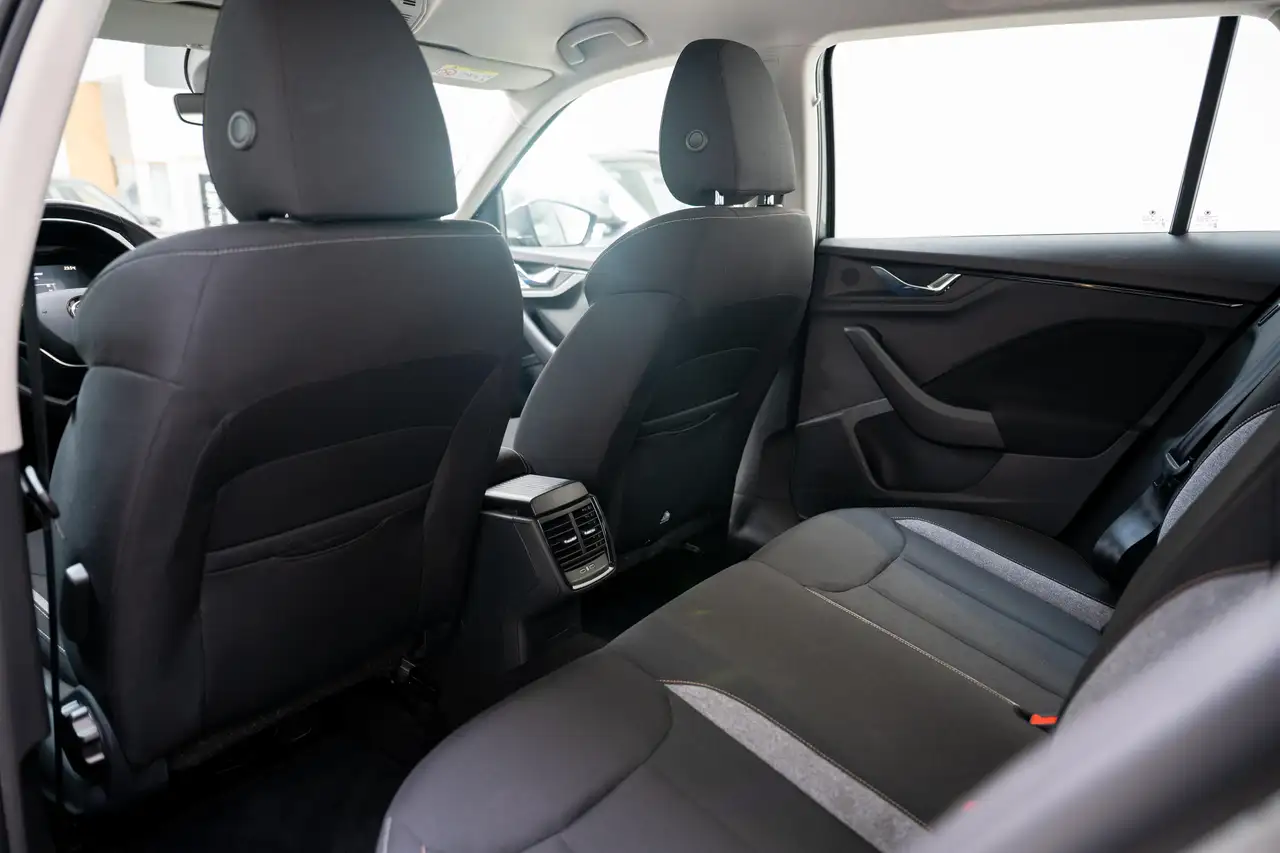 Skoda Kamiq 1.0 TSI DSG Limited Family Plus Edition Garantie 12 mois, миниатюра 11