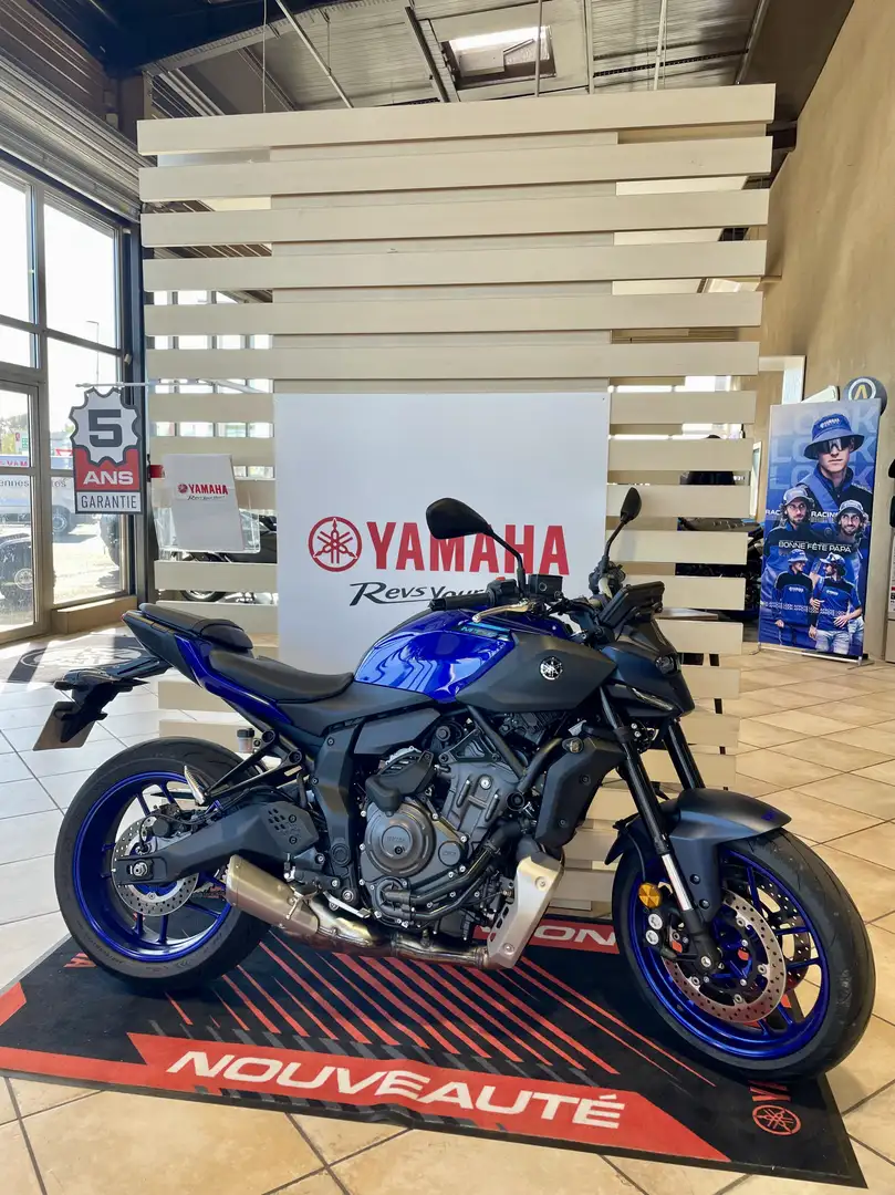 Yamaha MT-07 Bleu - 1