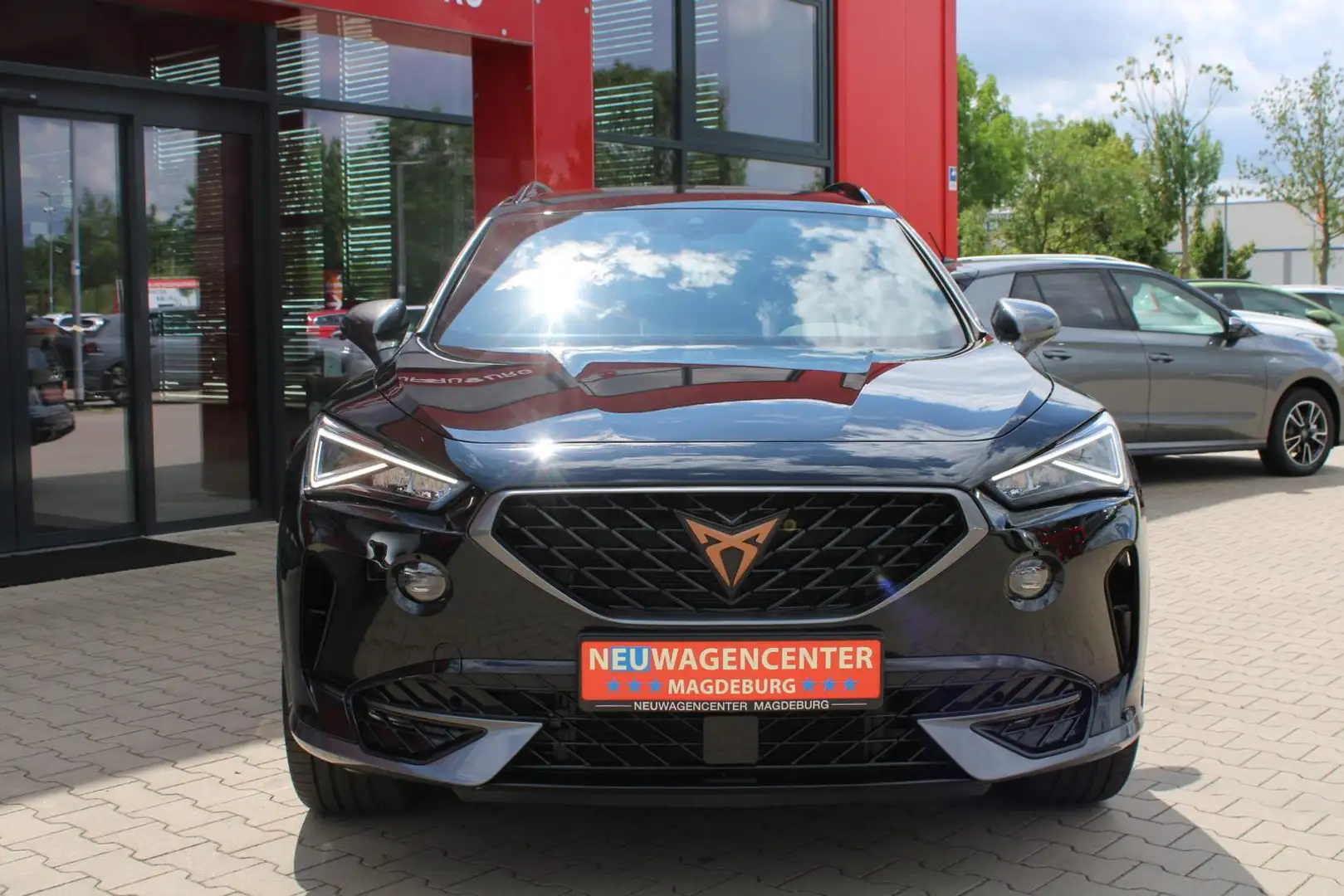 CUPRA Formentor 1.5 TSI*ACC*KAMERA*SHZ*NSW*VOLL-LED*19"LM Zwart - 2