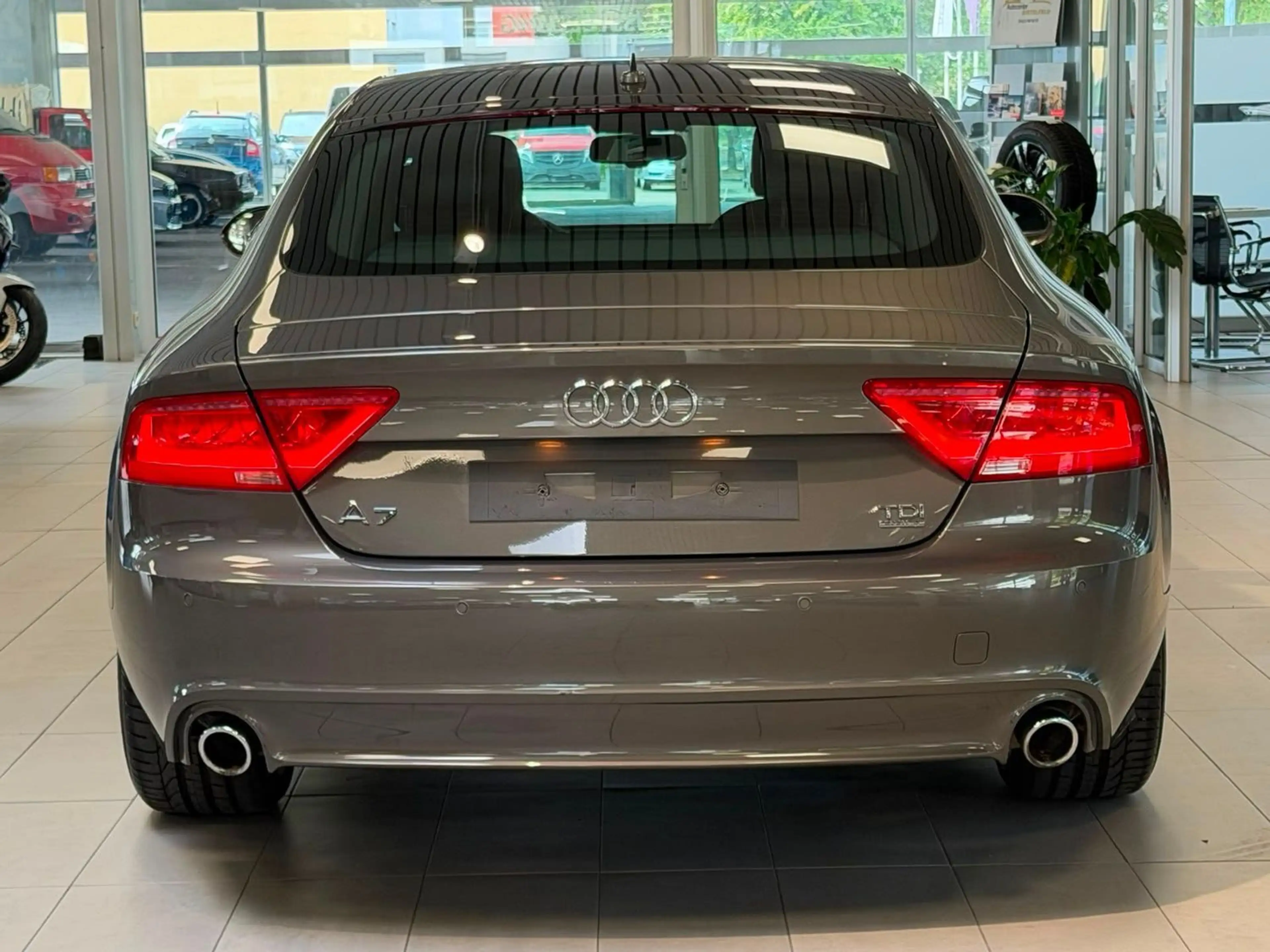 Audi A7 3.0 TDI quattro Automatik MMI Plus Bose — photo 6