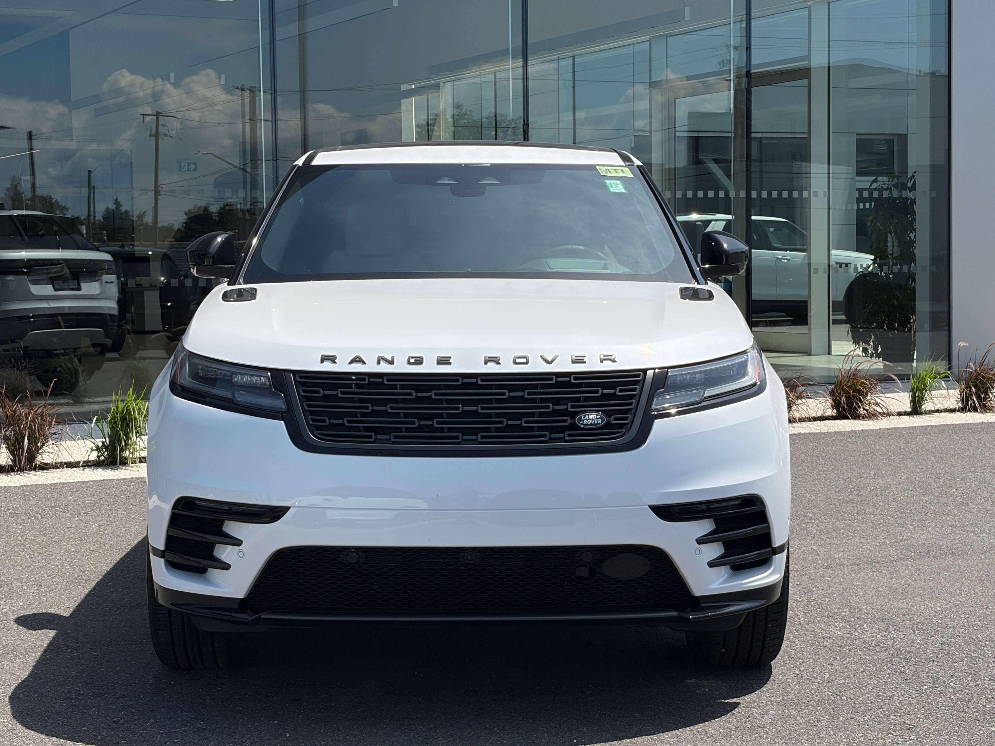 2026 Land Rover Range Rover Velar P250 Belgravia Edition — снимка 1