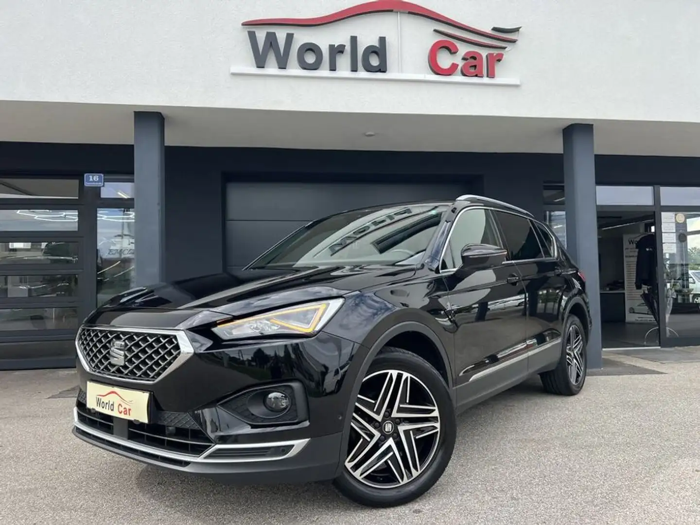 SEAT Tarraco 2,0 TDI Xcellence DSG 4Drive Pano-Standhei Schwarz - 1