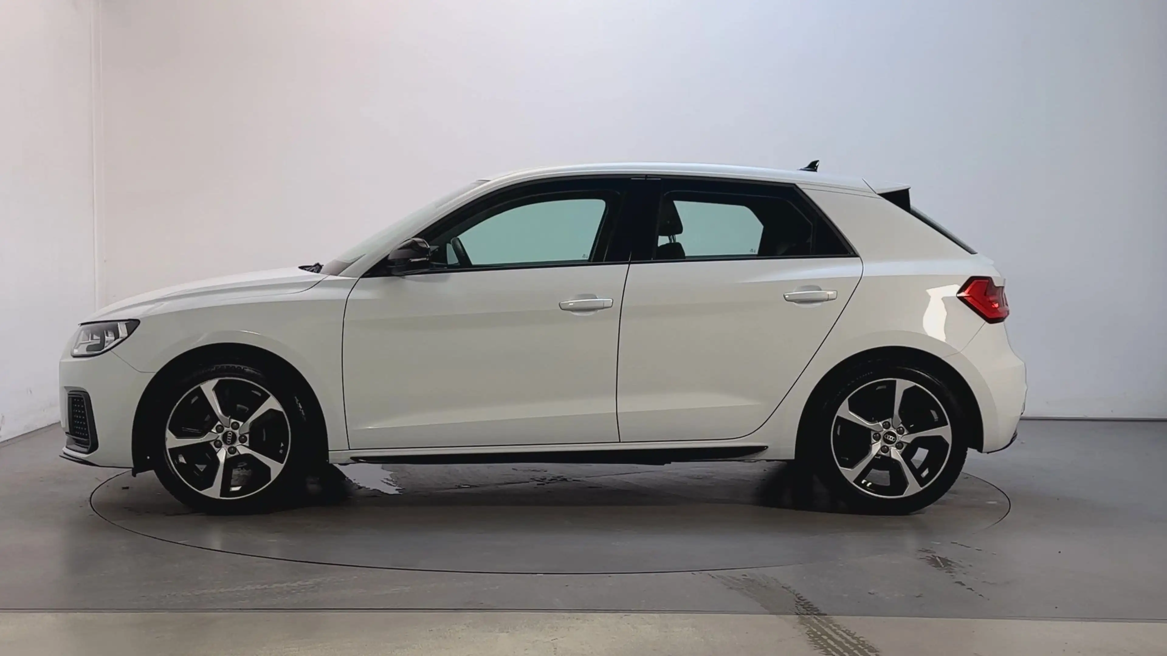Audi A1 Sportback 25 TFSI Epic App-Connect Airco Cruise Co — photo 14