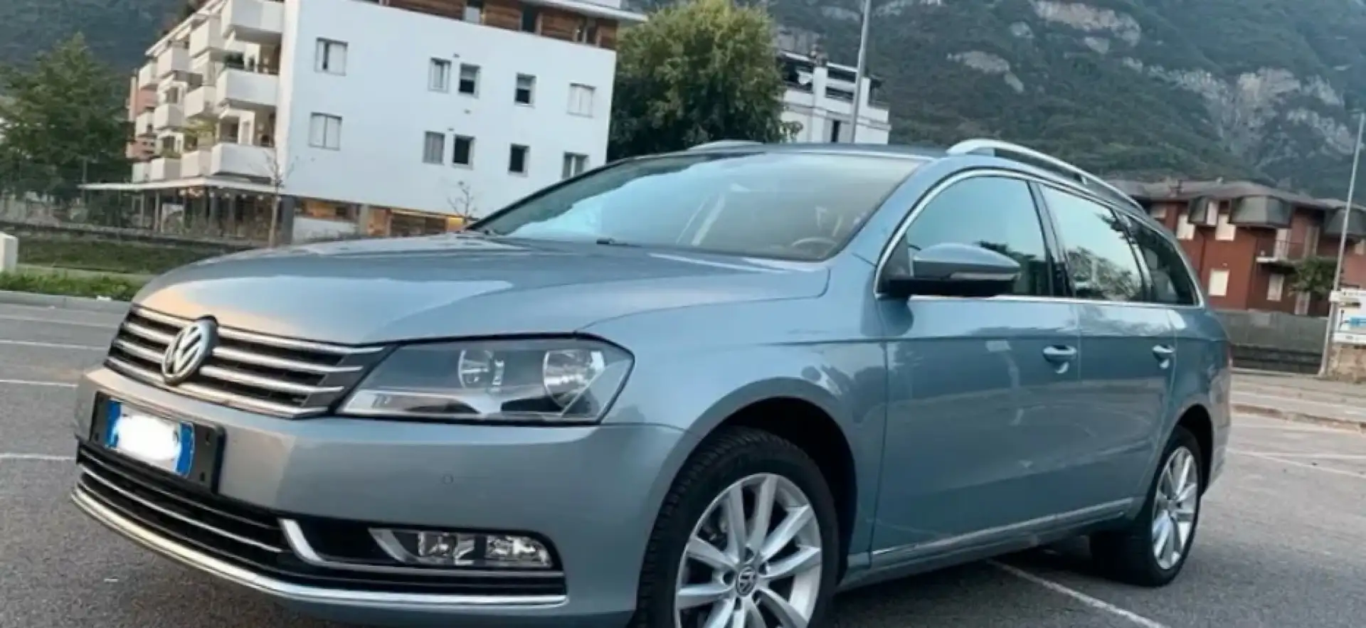 Volkswagen Passat Variant 2.0 tdi Highline dsg - 1