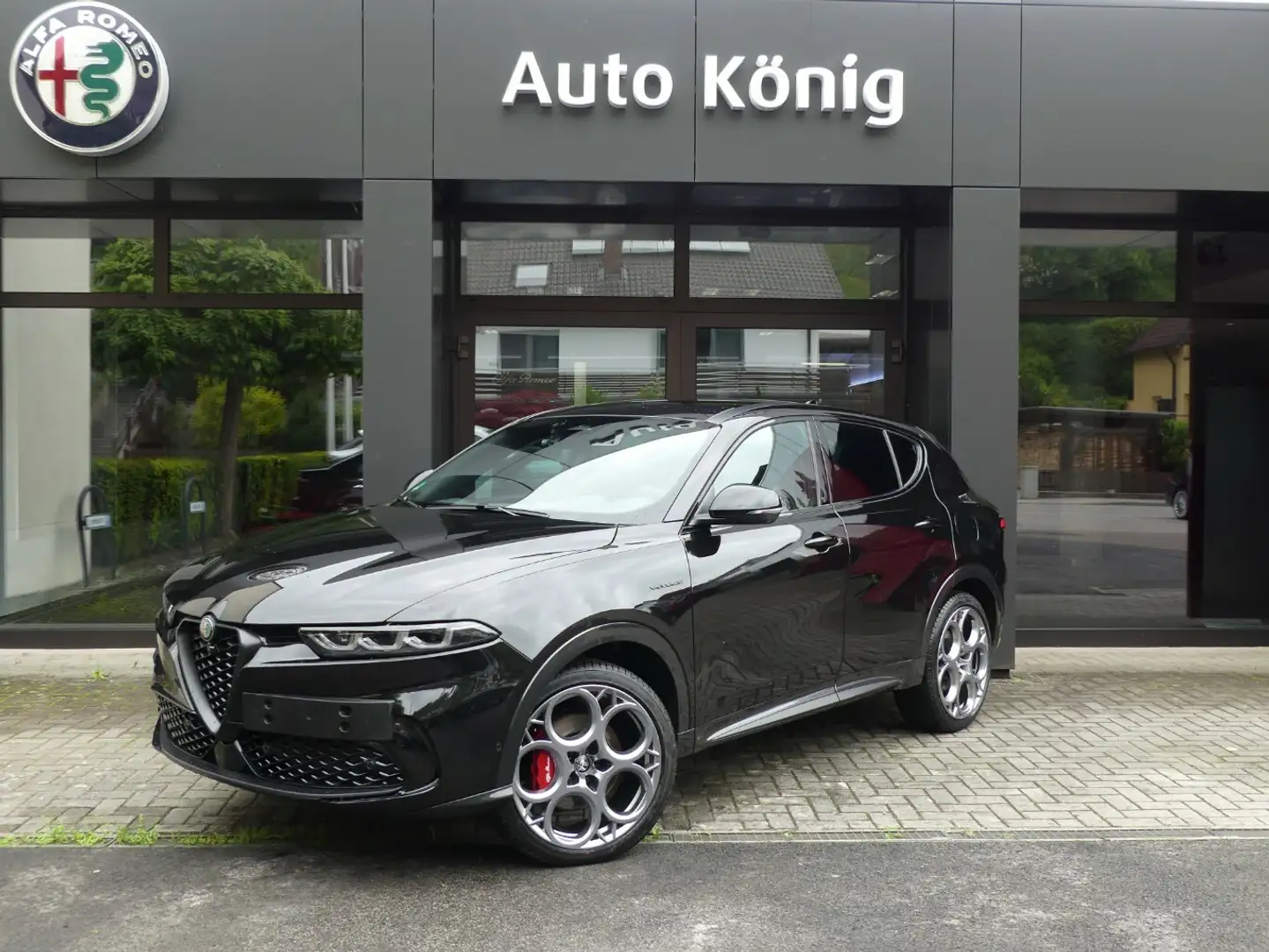 Alfa Romeo Tonale Veloce 1.3 MultiAir PHEV Q4 Schwarz - 1