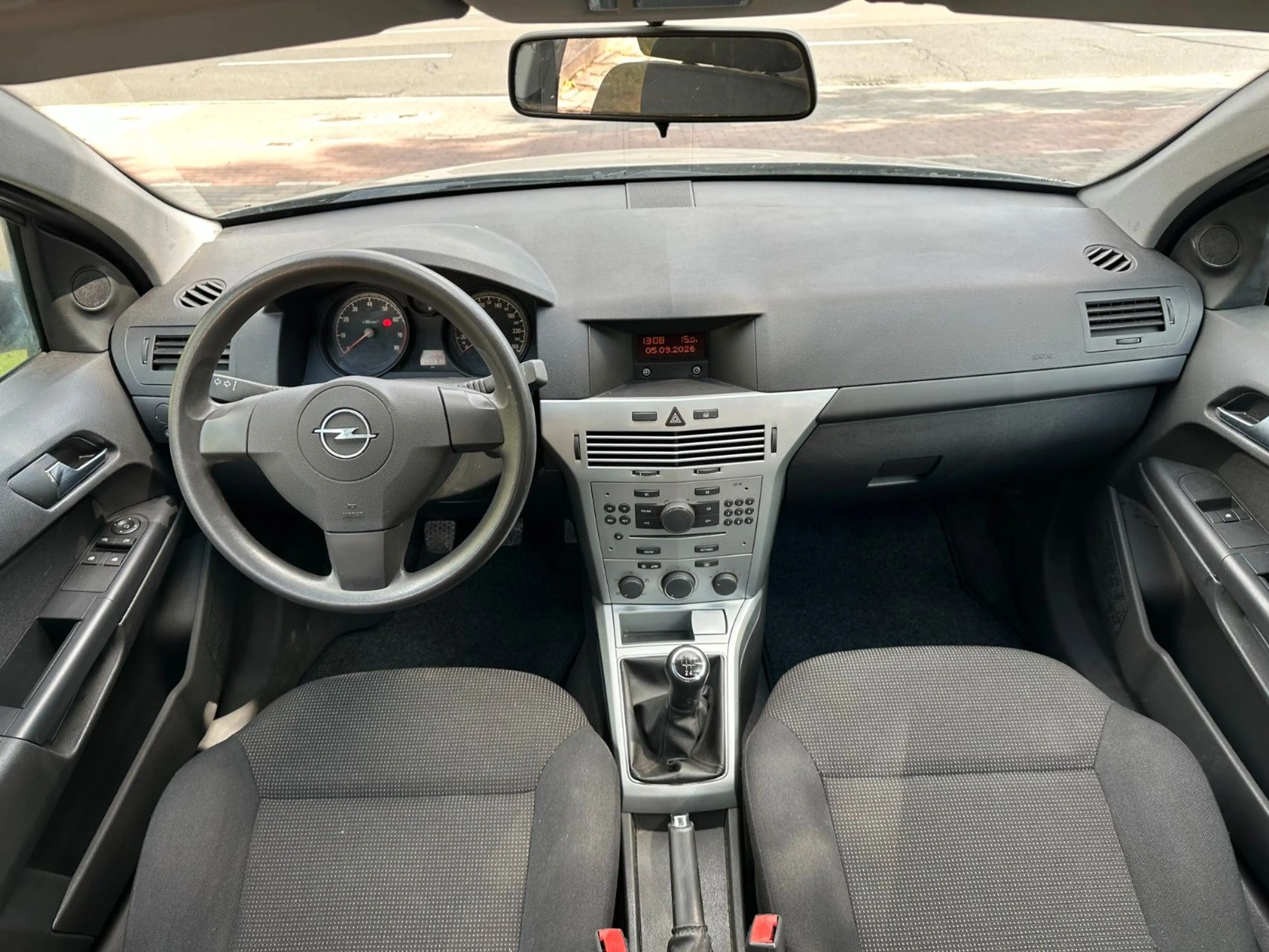 Opel Astra H Lim. Basis erst 40Tkm-1.Hand-AHK — photo 9