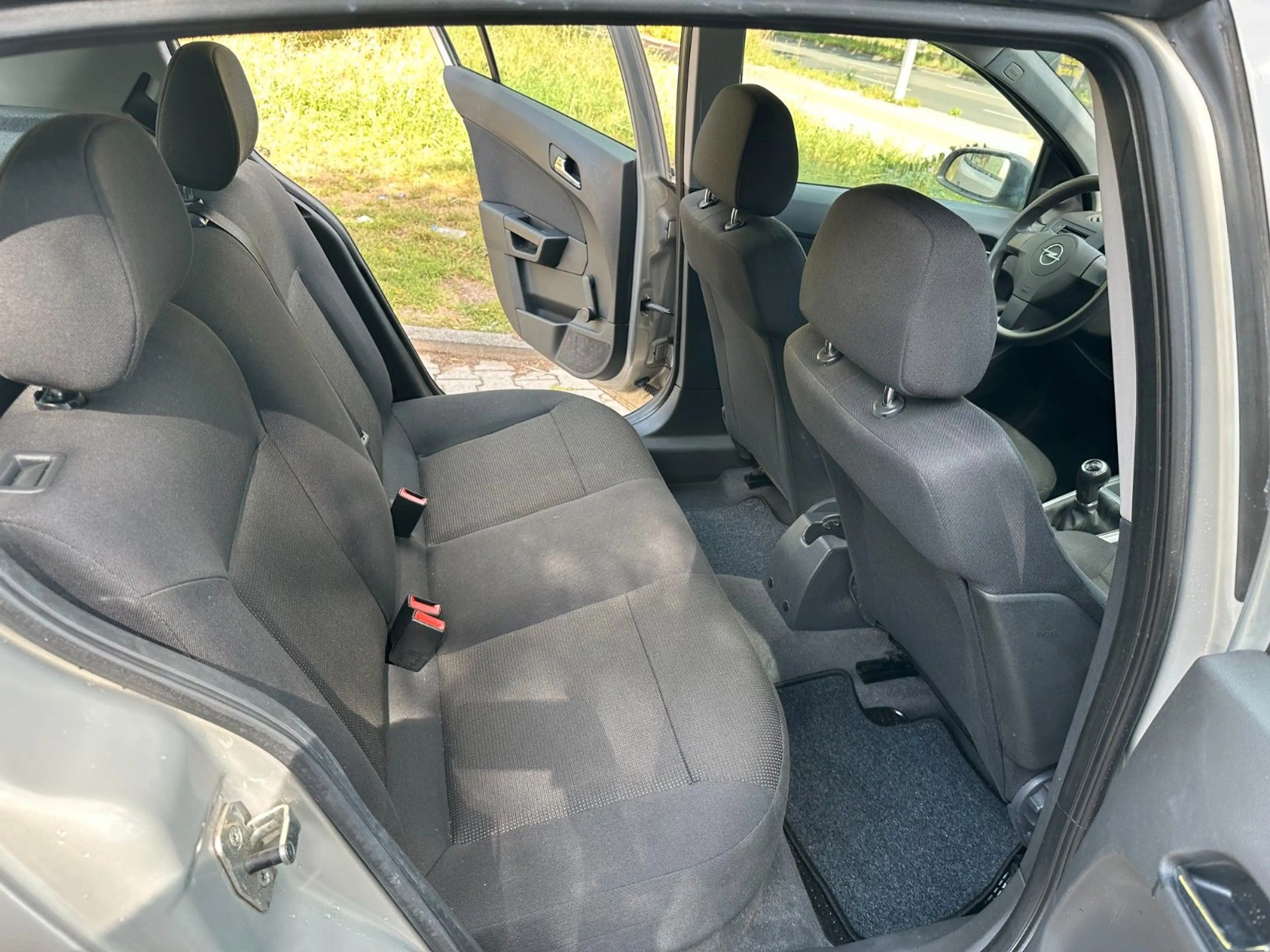 Opel Astra H Lim. Basis erst 40Tkm-1.Hand-AHK — photo 13
