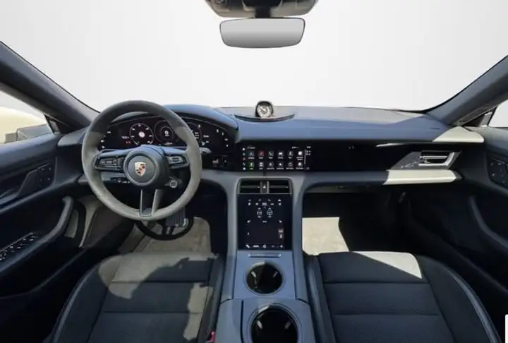 Porsche Taycan 2023, foto 14