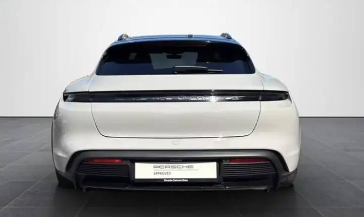 Porsche Taycan 2023, foto 7