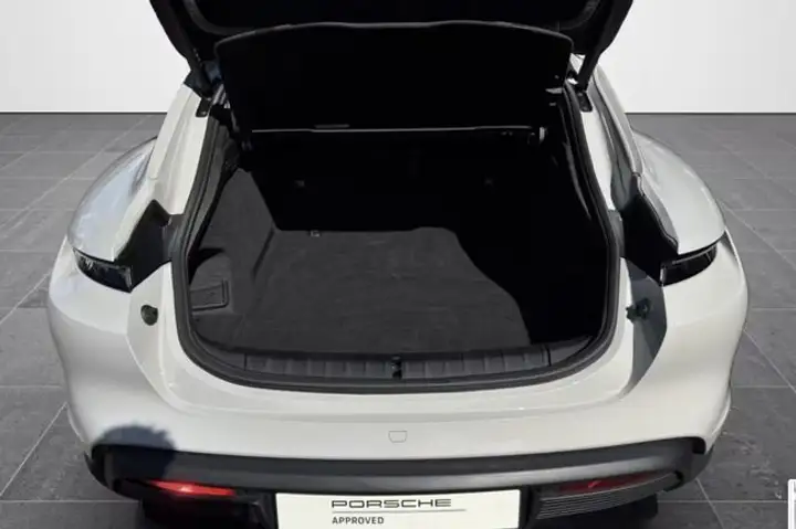 Porsche Taycan 2023, foto 20