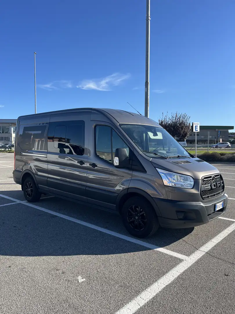 Ford Transit 6 posti - 1