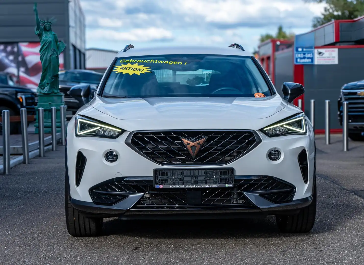 CUPRA Formentor 1.5 TSI,ACC,Navi,DAB Weiß - 2