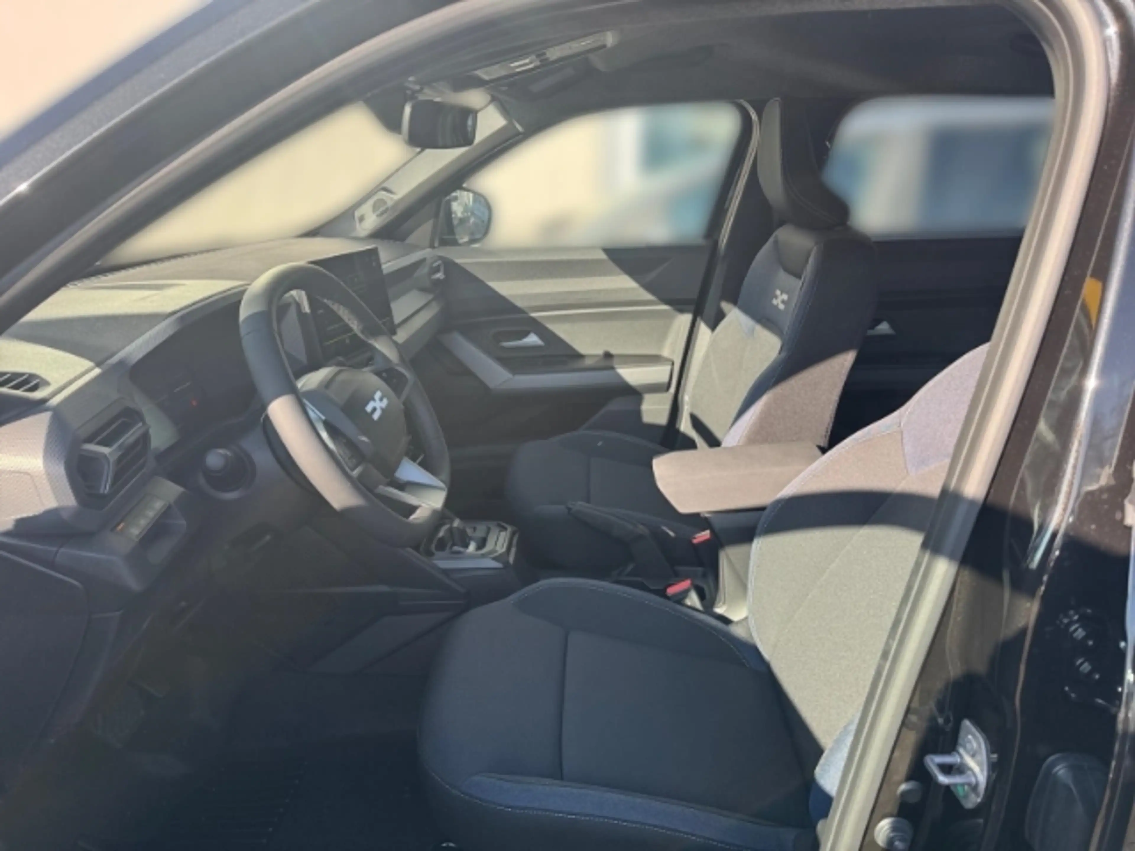 Dacia Duster Expression Hybrid 155  + Digitales Cockpit+Apple C — photo 7