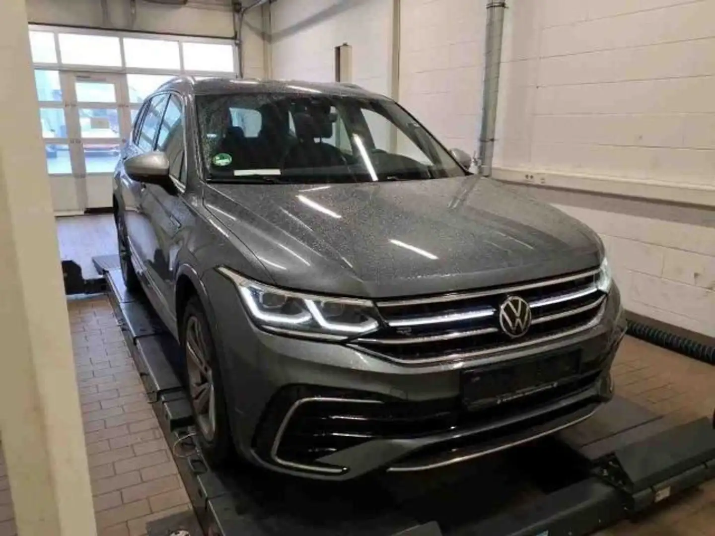 Volkswagen Tiguan Allspace 2.0 TDI 4M R-LINE AHK HARMAN MAT Gris - 2