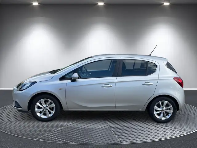 Opel Corsa view 2
