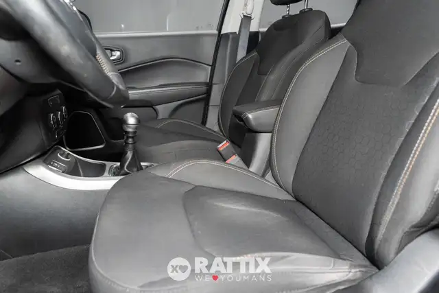 Jeep Compass view 8