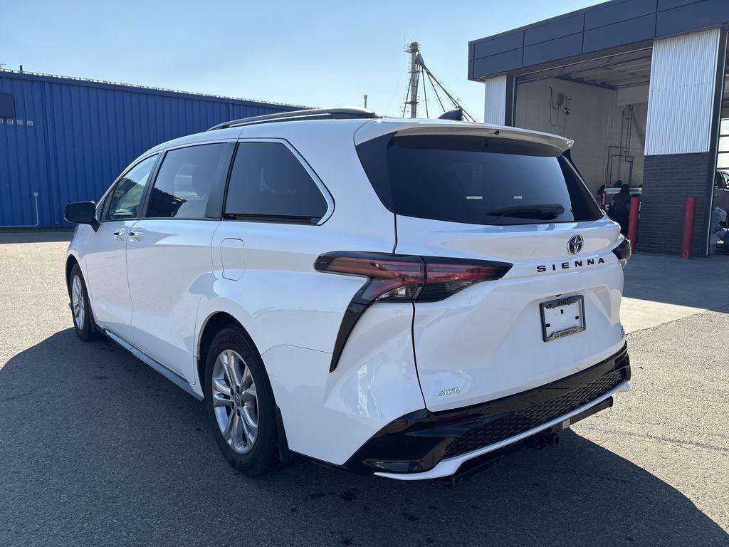 2022 Toyota Sienna XSE — снимка 1