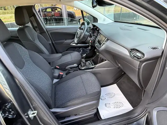 Opel Crossland view 13