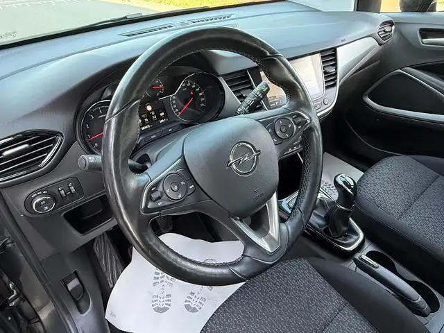 Opel Crossland view 9