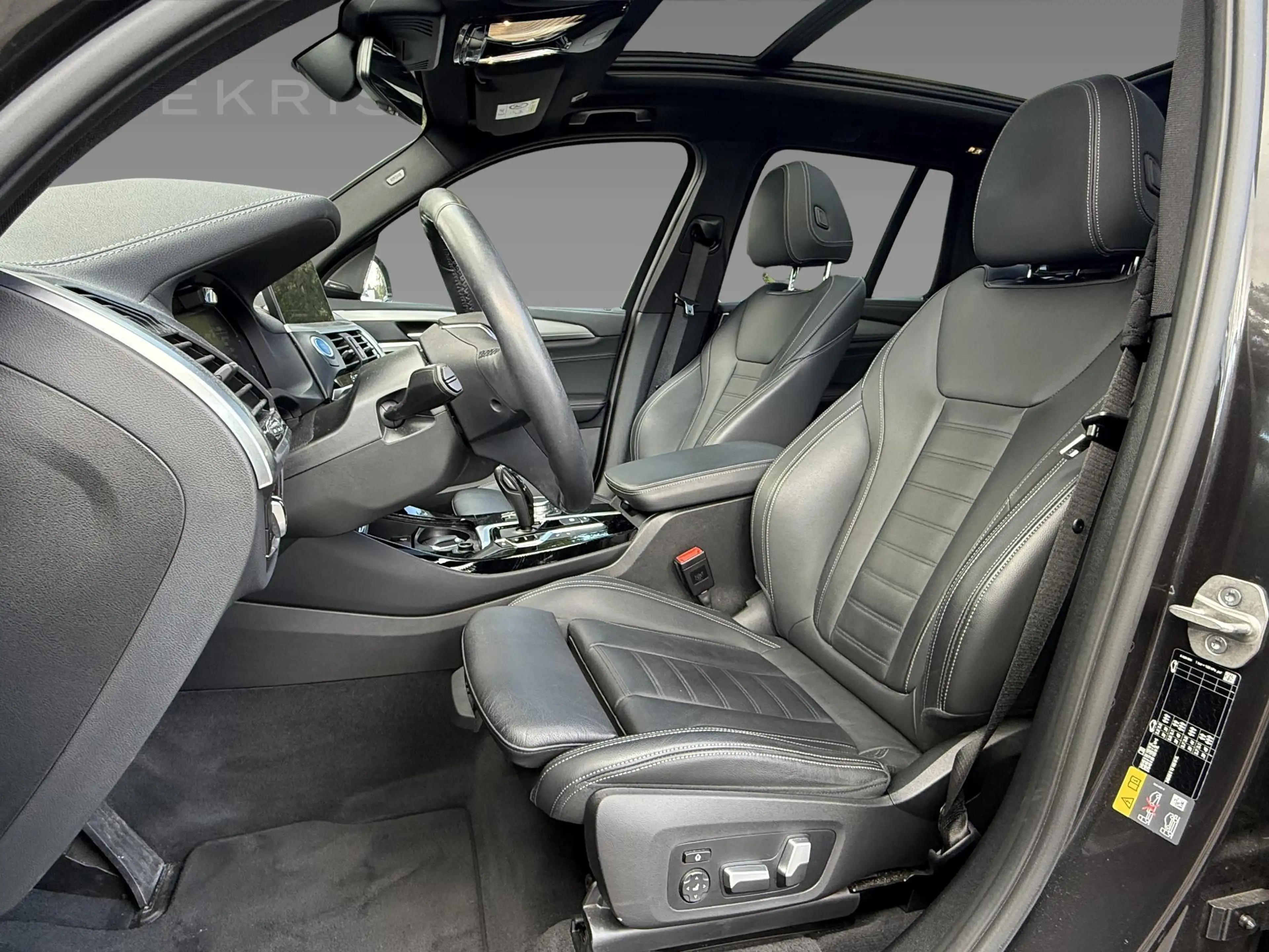 BMW iX3 | High Executive | Trekhaak met elektrisch wegklap — photo 3