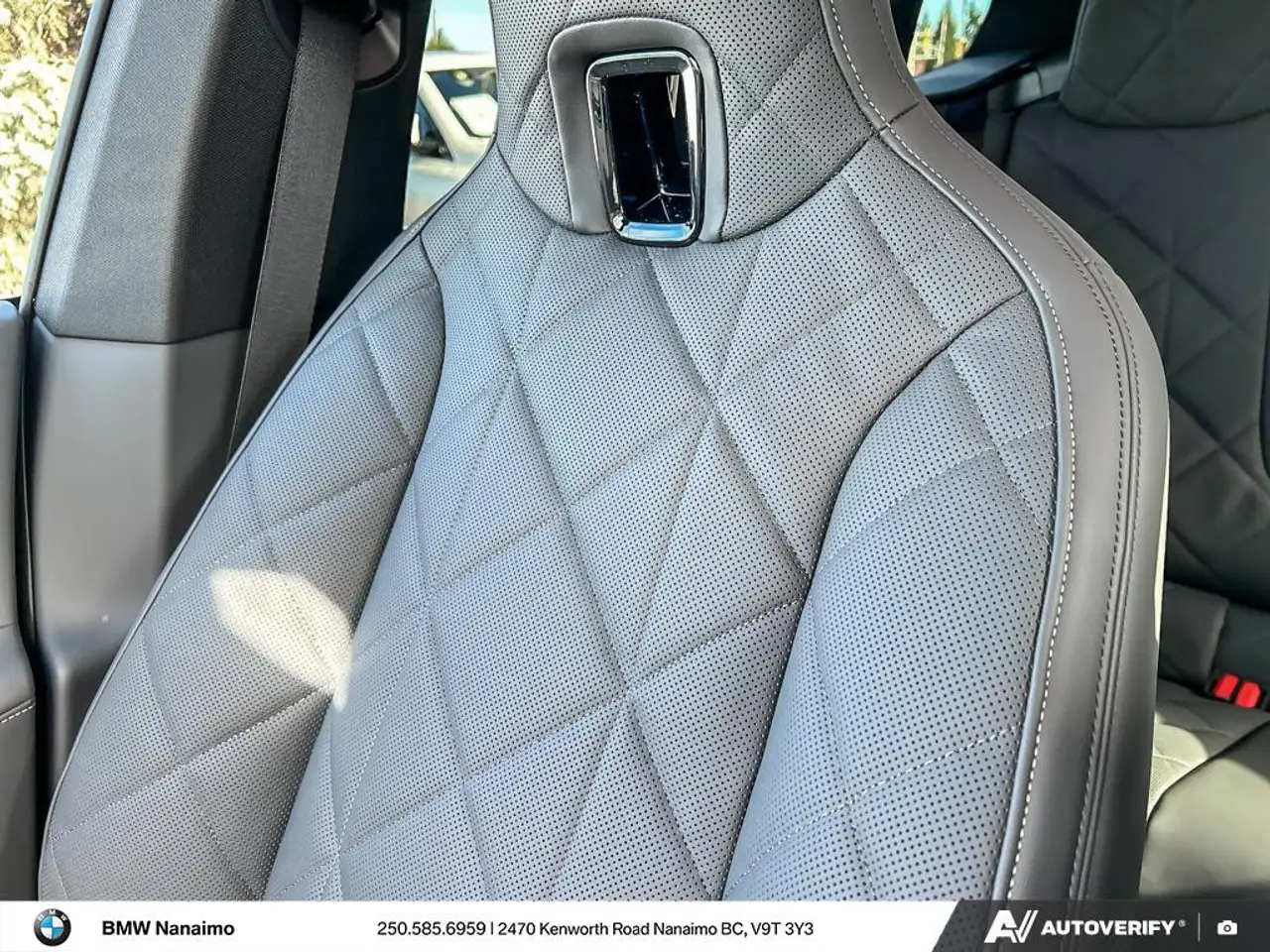 BMW iX снимка BMW iX