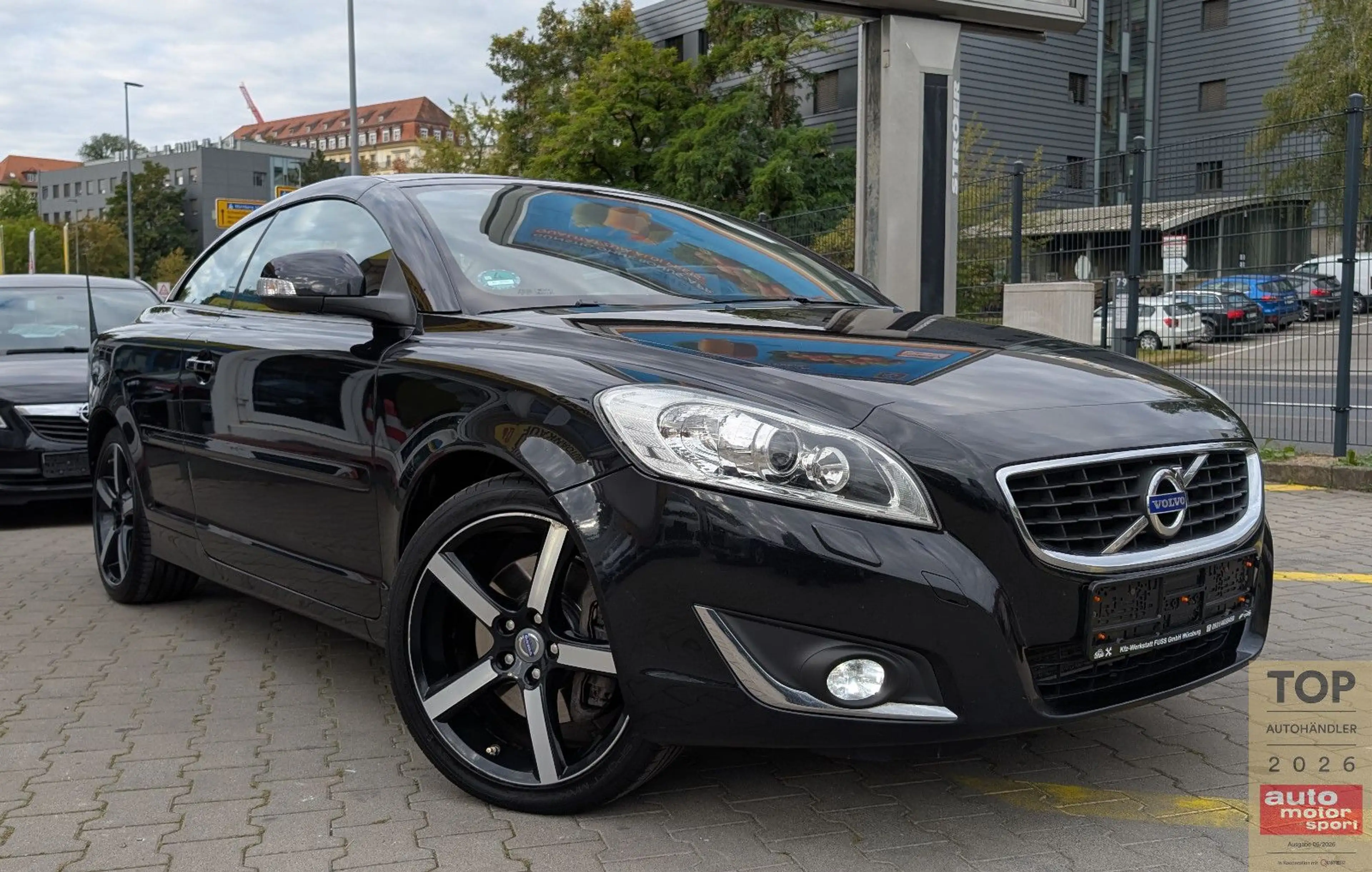 Volvo C70 D3 Cabriolet*2Hd*Temp*BiXen*PDC*Leder*TüvNeu — photo 11