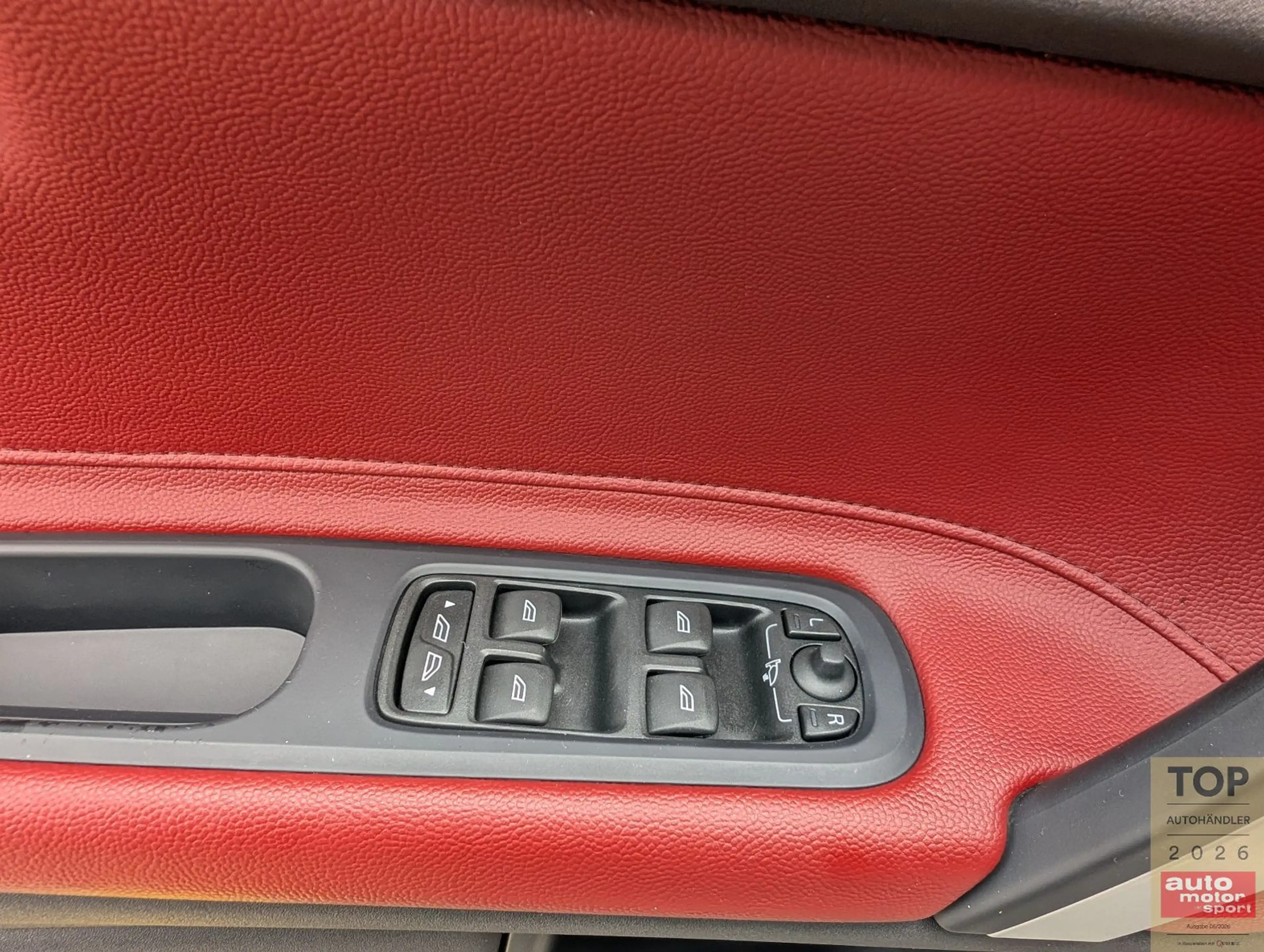Volvo C70 D3 Cabriolet*2Hd*Temp*BiXen*PDC*Leder*TüvNeu — photo 27