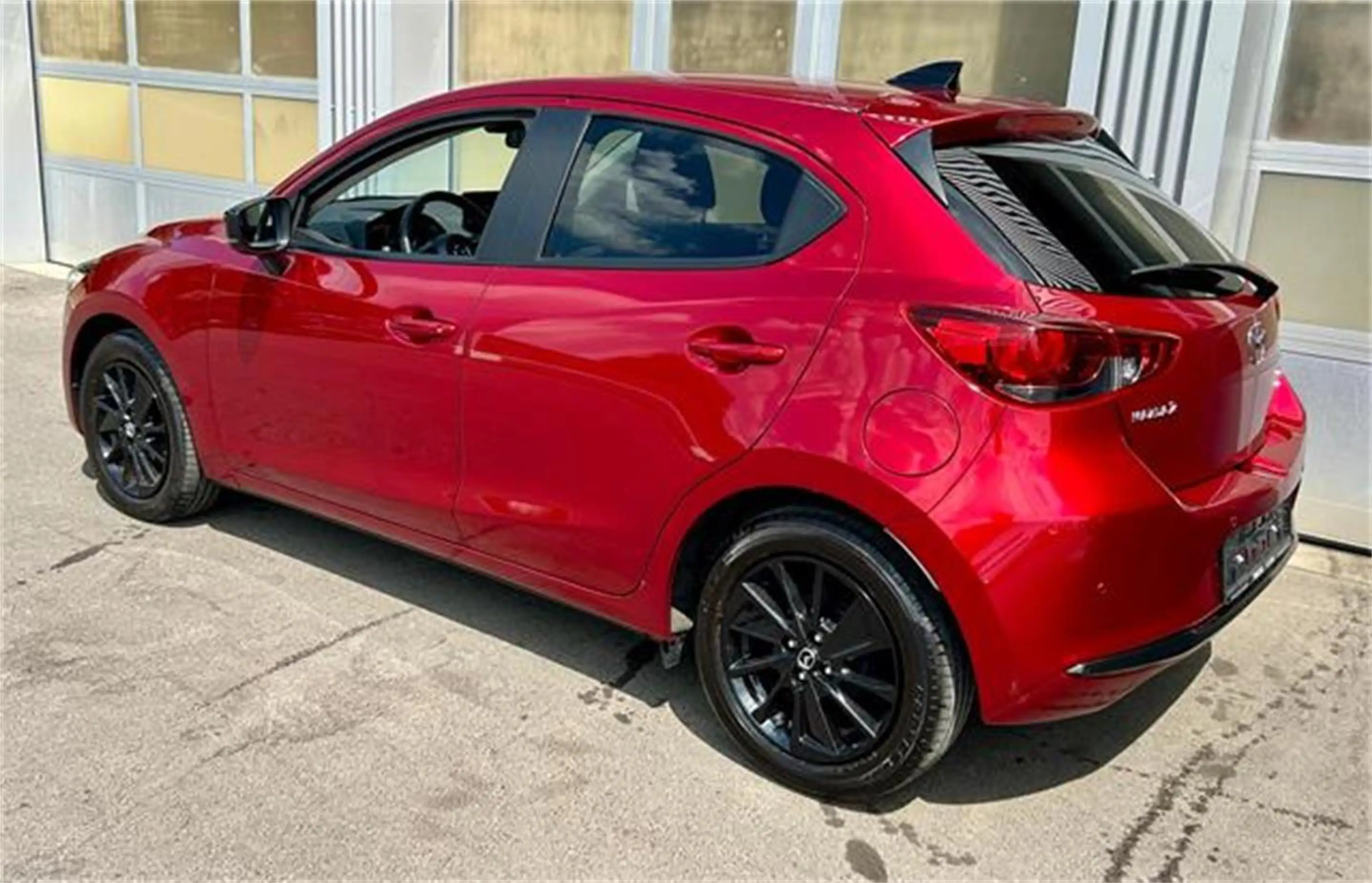 Mazda 2 e-Skyactiv G90 Homura mit Navigation & Carplay — photo 3