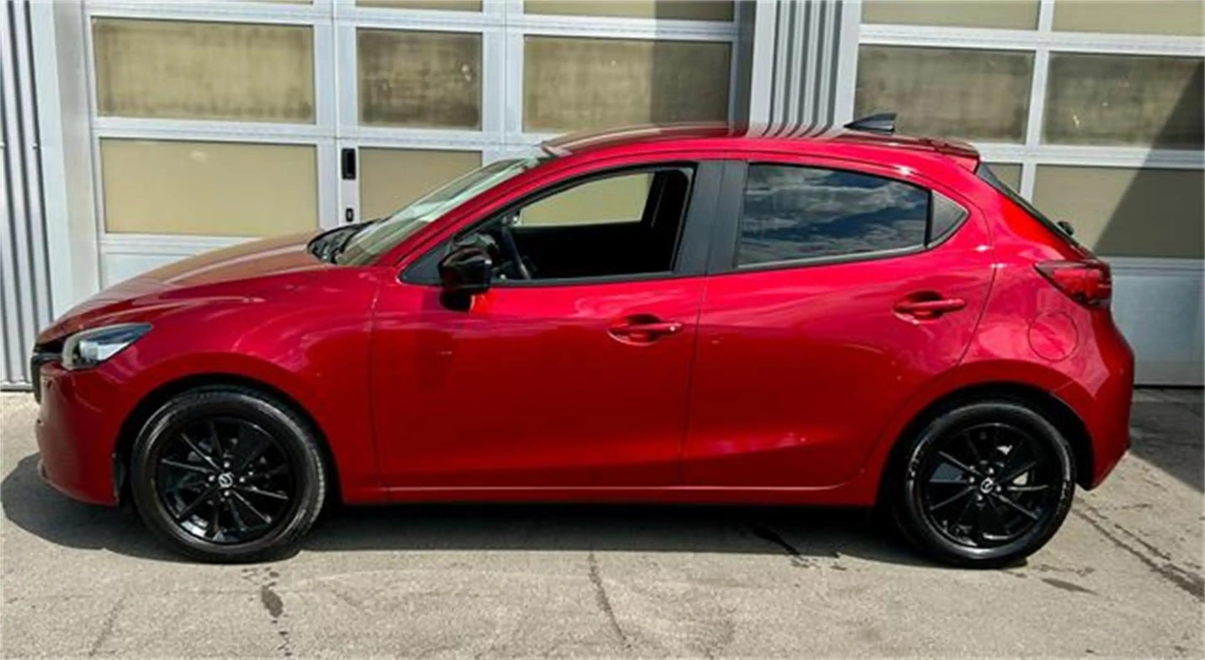 Mazda 2 e-Skyactiv G90 Homura mit Navigation & Carplay — photo 2
