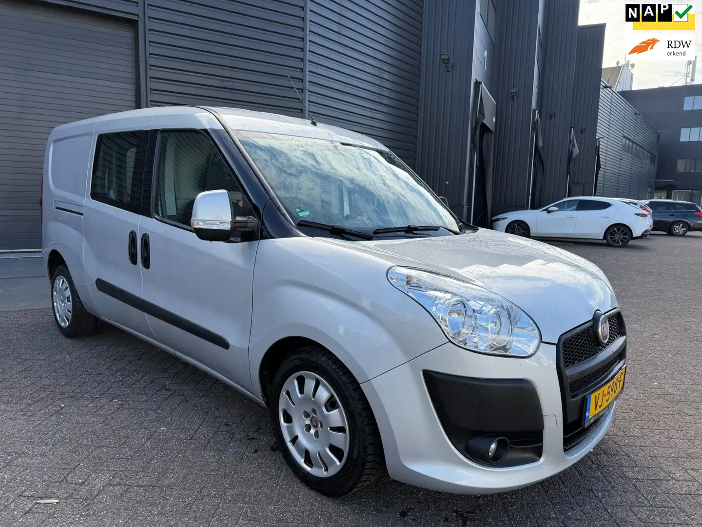 Fiat Doblo Cargo 1.6 MultiJet SX Maxi - 1
