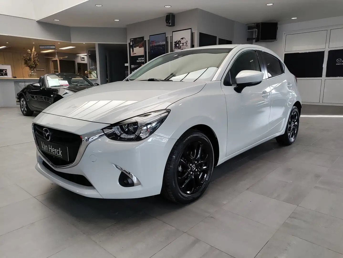 Mazda 2 1.5 SKYACTIV-G Hakoné Weiß - 1