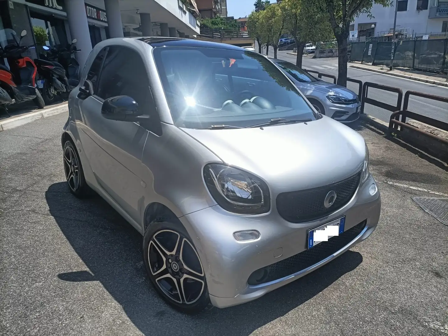 smart forTwo 1.0 BENZINA 71cv - PERMUTE - FINANZIAMENTI Argento - 1