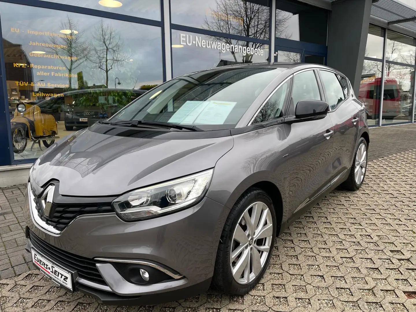 Renault Scenic Limited (Anhängerkupplung; 20 Zoll, Navi) Grau - 1