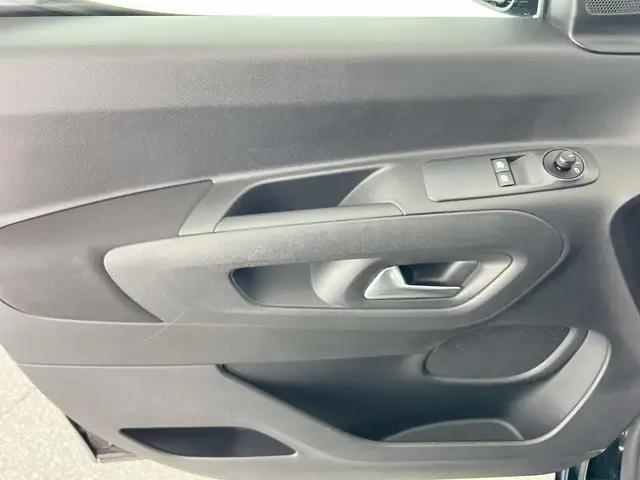 Opel Combo Life view 10