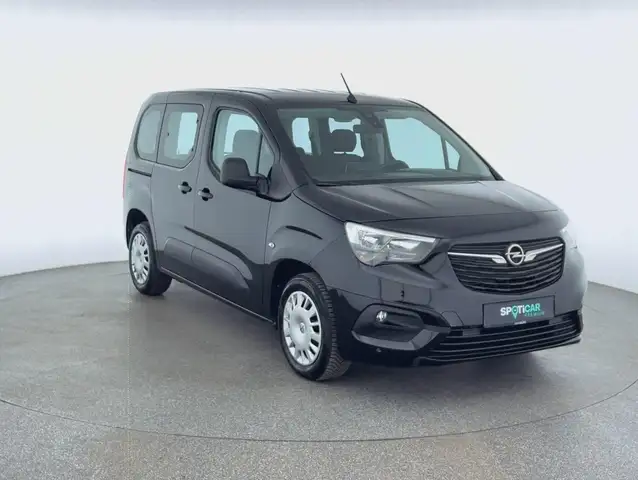 Opel Combo Life view 3