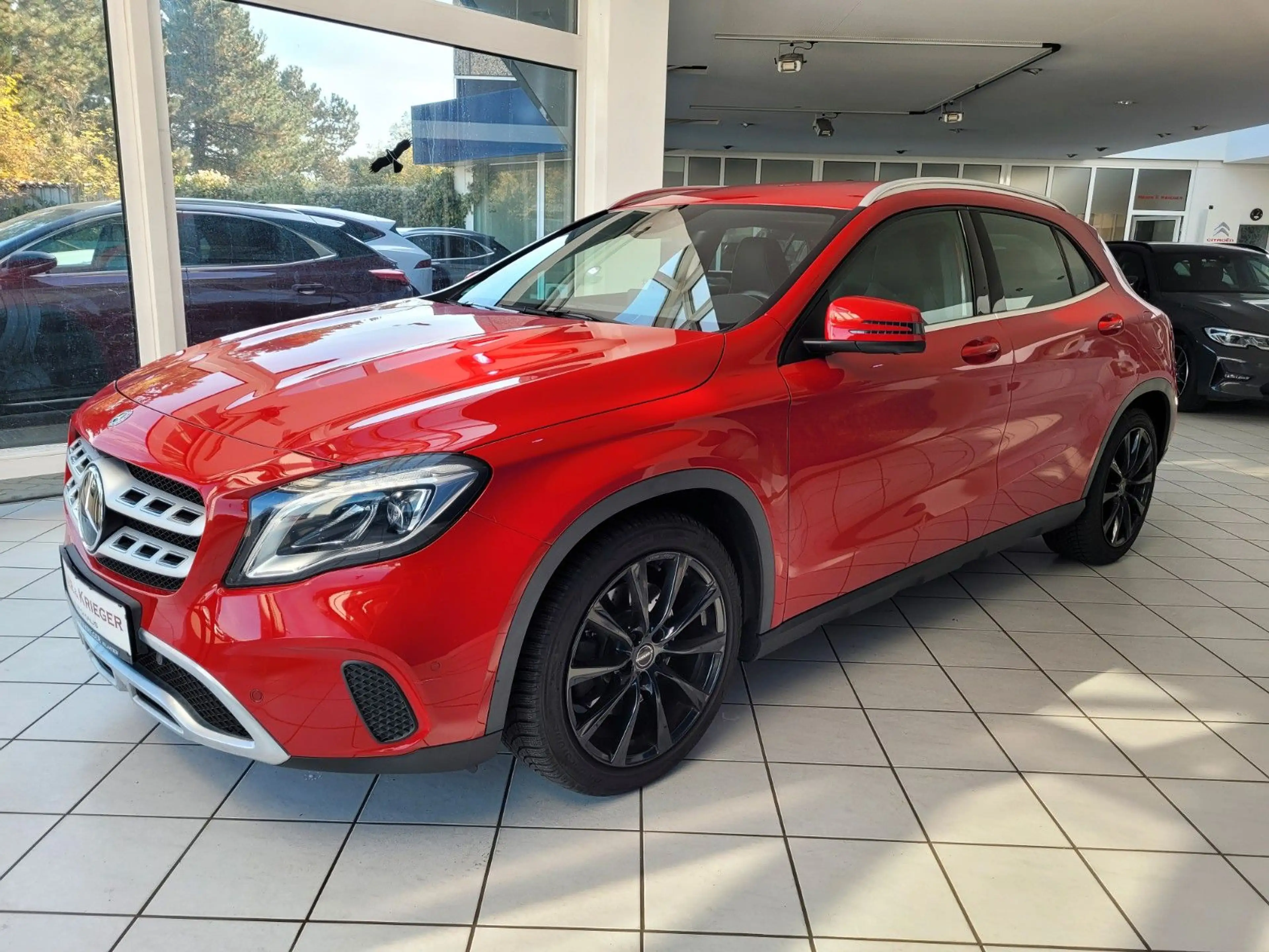 Mercedes-Benz GLA 250 4Matic Urban/Leder/Comand/Sportsitze — photo 4