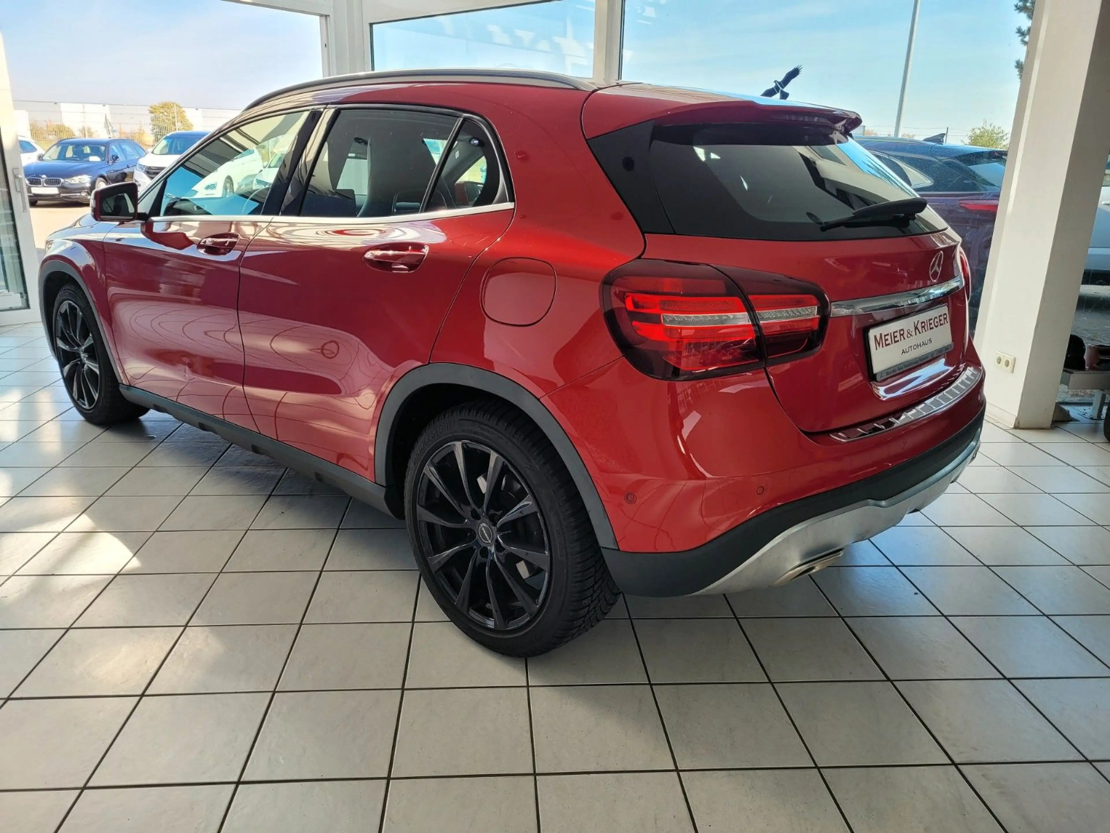 Mercedes-Benz GLA 250 4Matic Urban/Leder/Comand/Sportsitze — photo 5