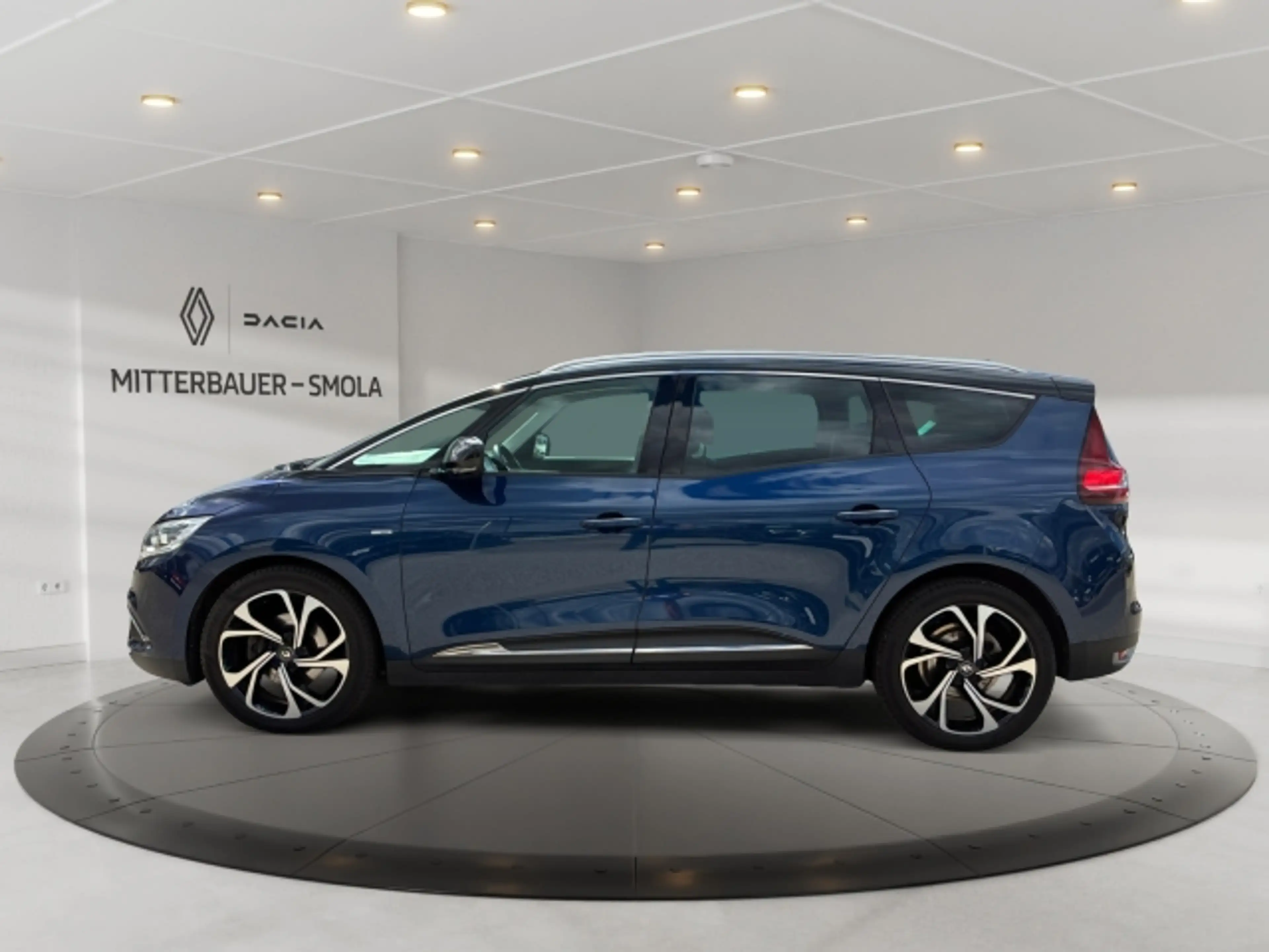 Renault Scenic Grand Scenic Bose TCe 140 — photo 5