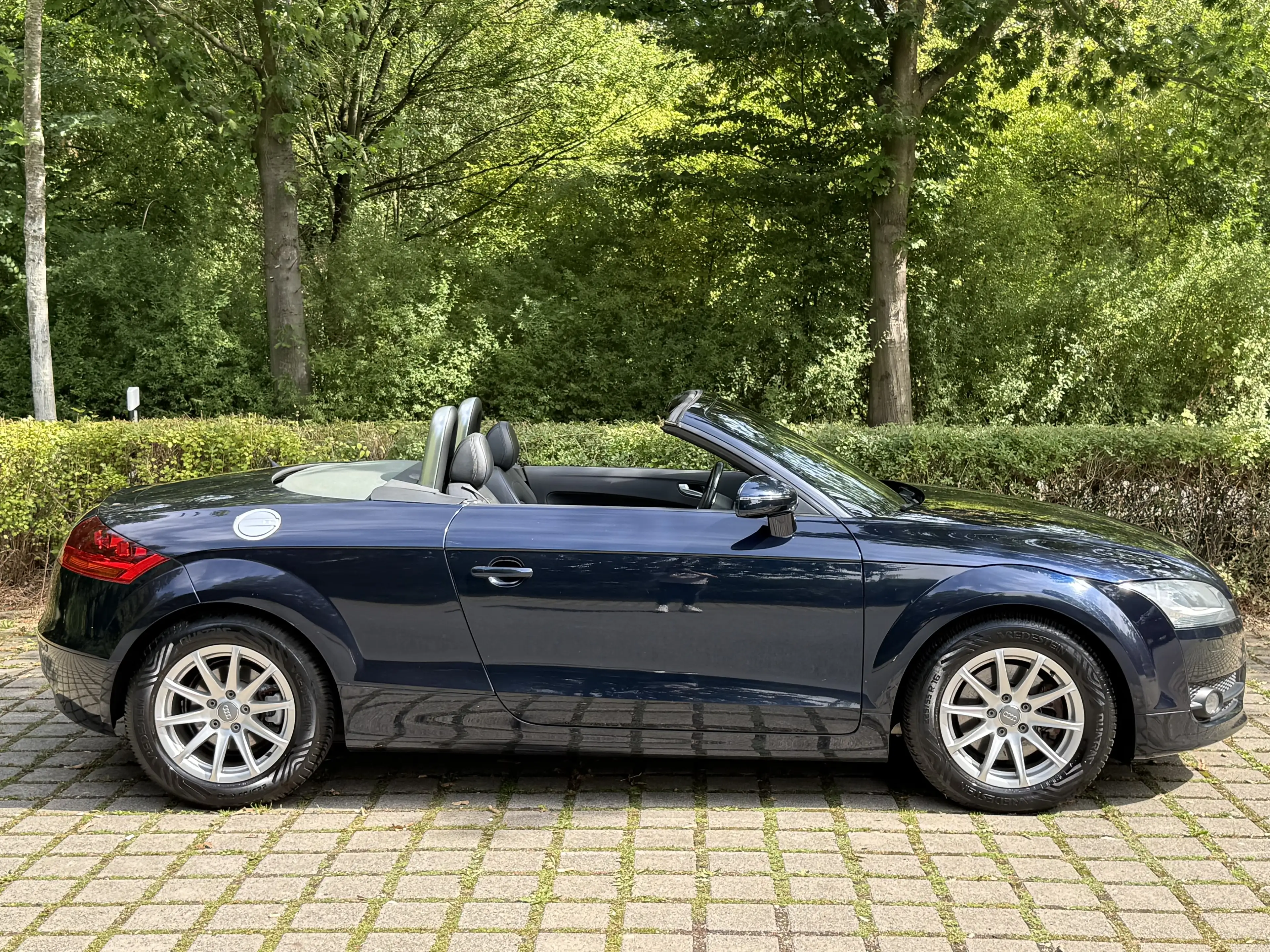 Audi TT 1.8 TFSI Roadster Cabrio Leder — photo 2