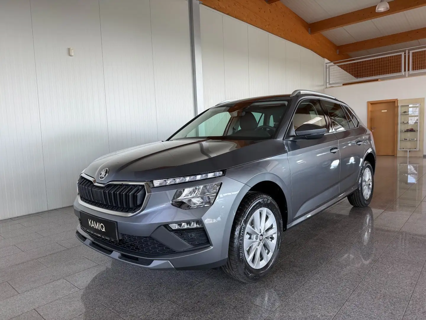 Skoda Kamiq Selection DSG Grau - 2