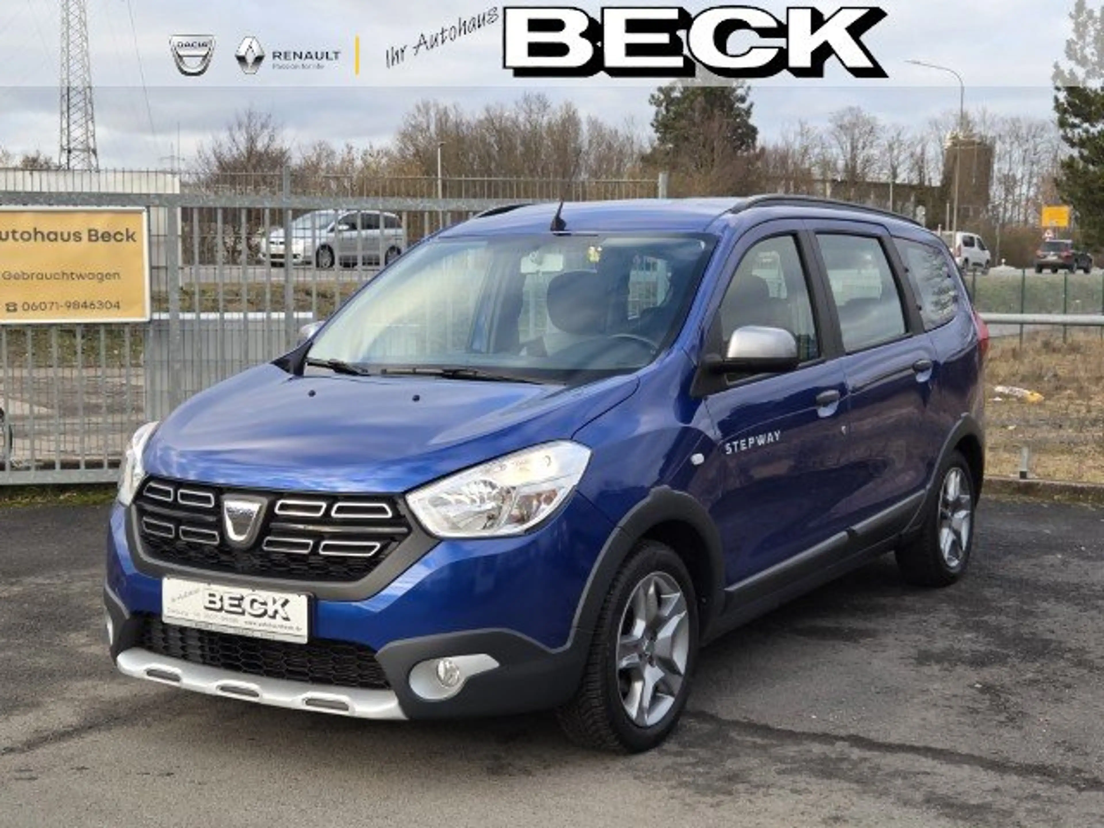 Dacia Lodgy Stepway Plus SCe 110 Eco-G | 7-Sitzer,Allwetter,LP