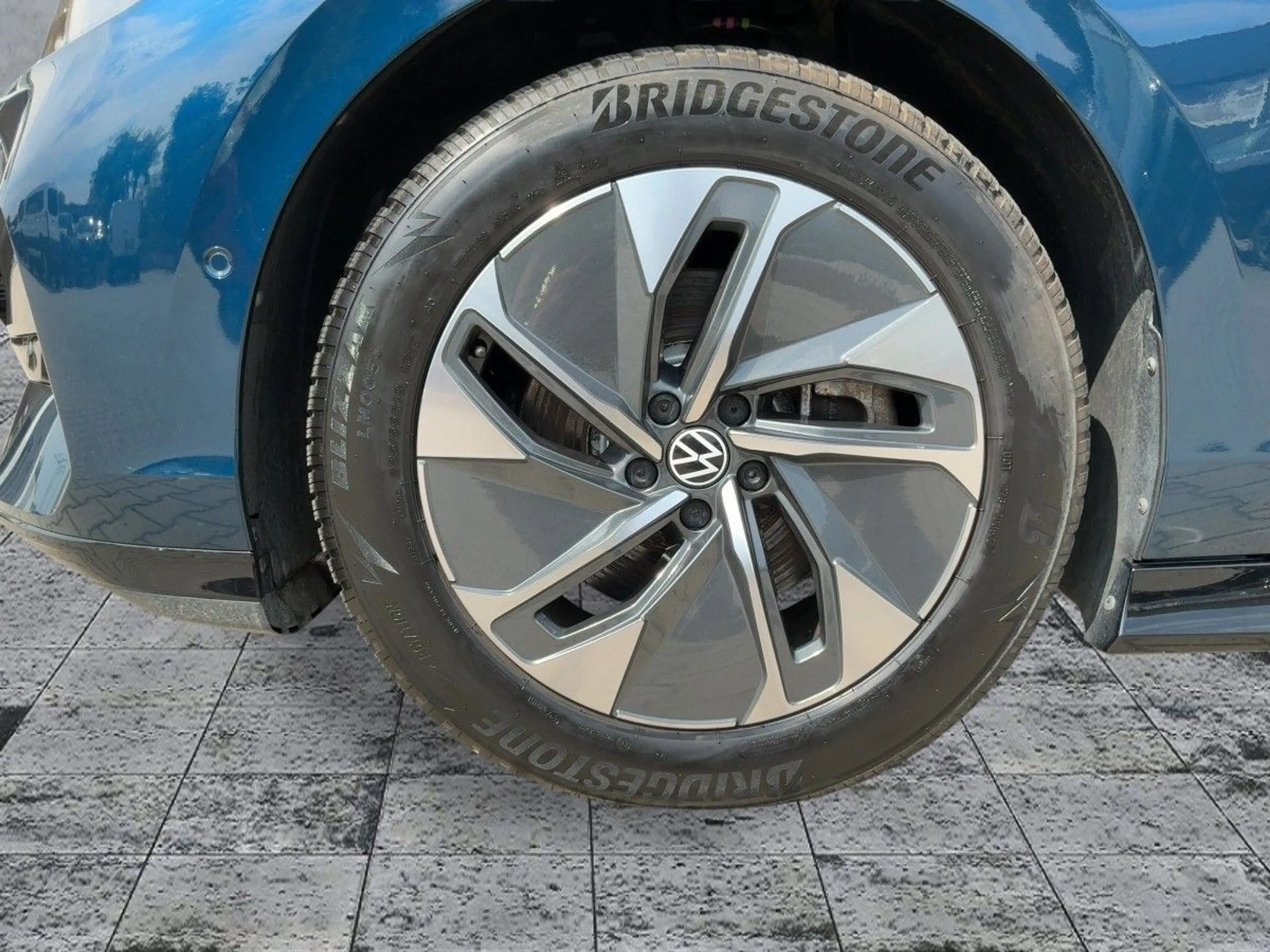 Volkswagen ID.7 GTX 4M 5JG+AHK+PANO+HARMAN+HuD+360° — photo 8
